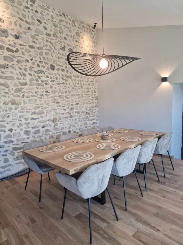 Table en chêne massif